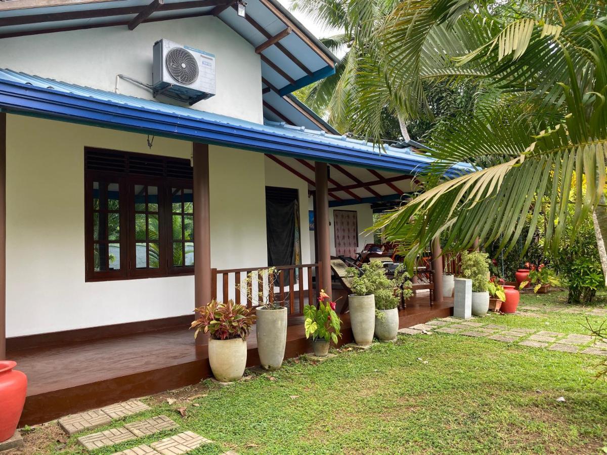 See Turtle Villa Tangalle Luaran gambar