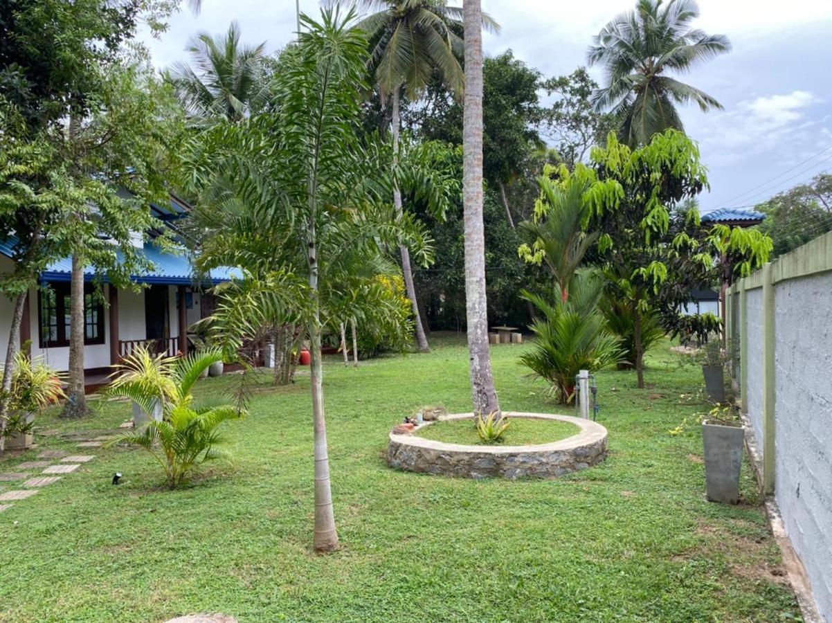 See Turtle Villa Tangalle Luaran gambar