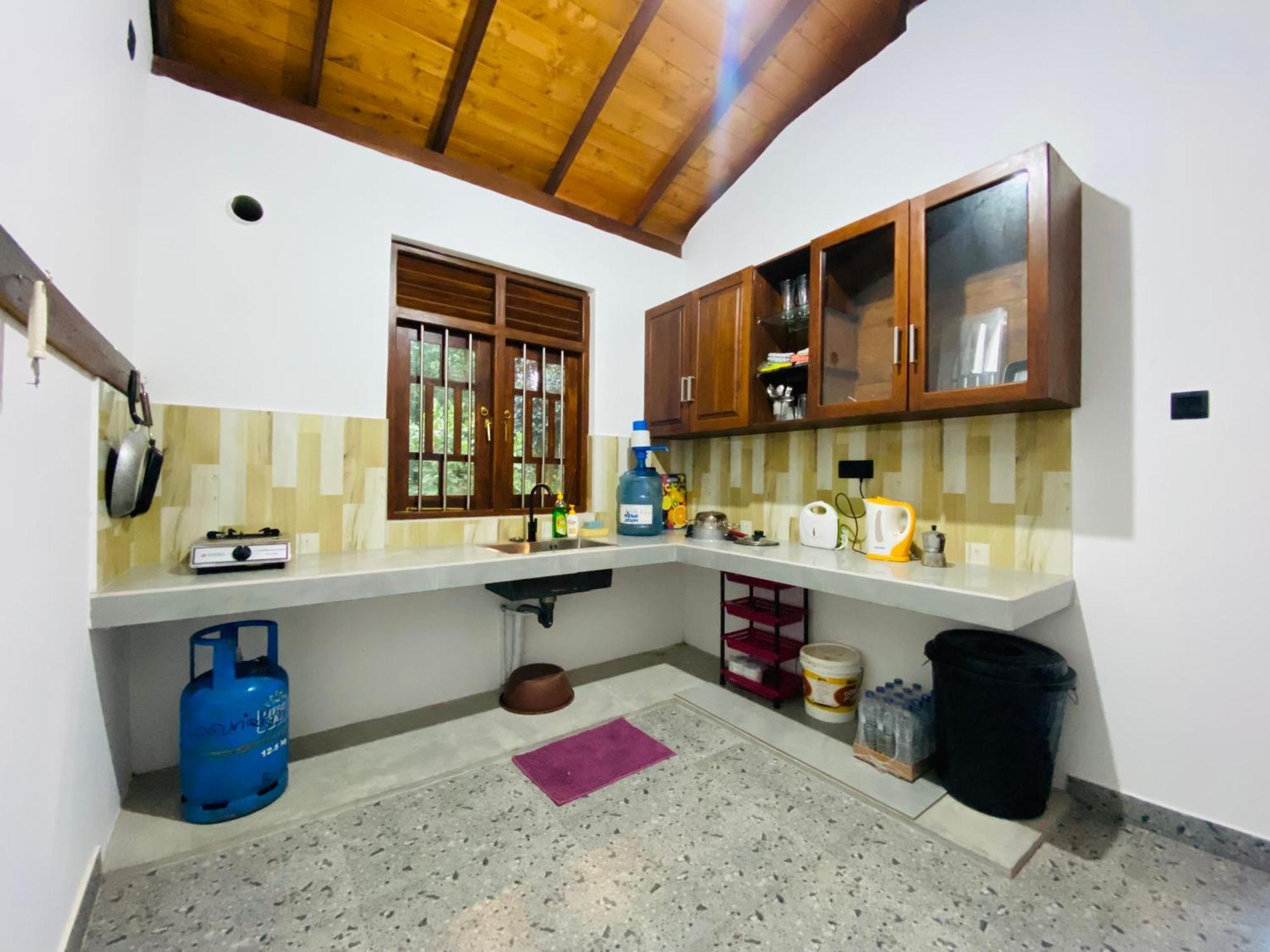See Turtle Villa Tangalle Luaran gambar