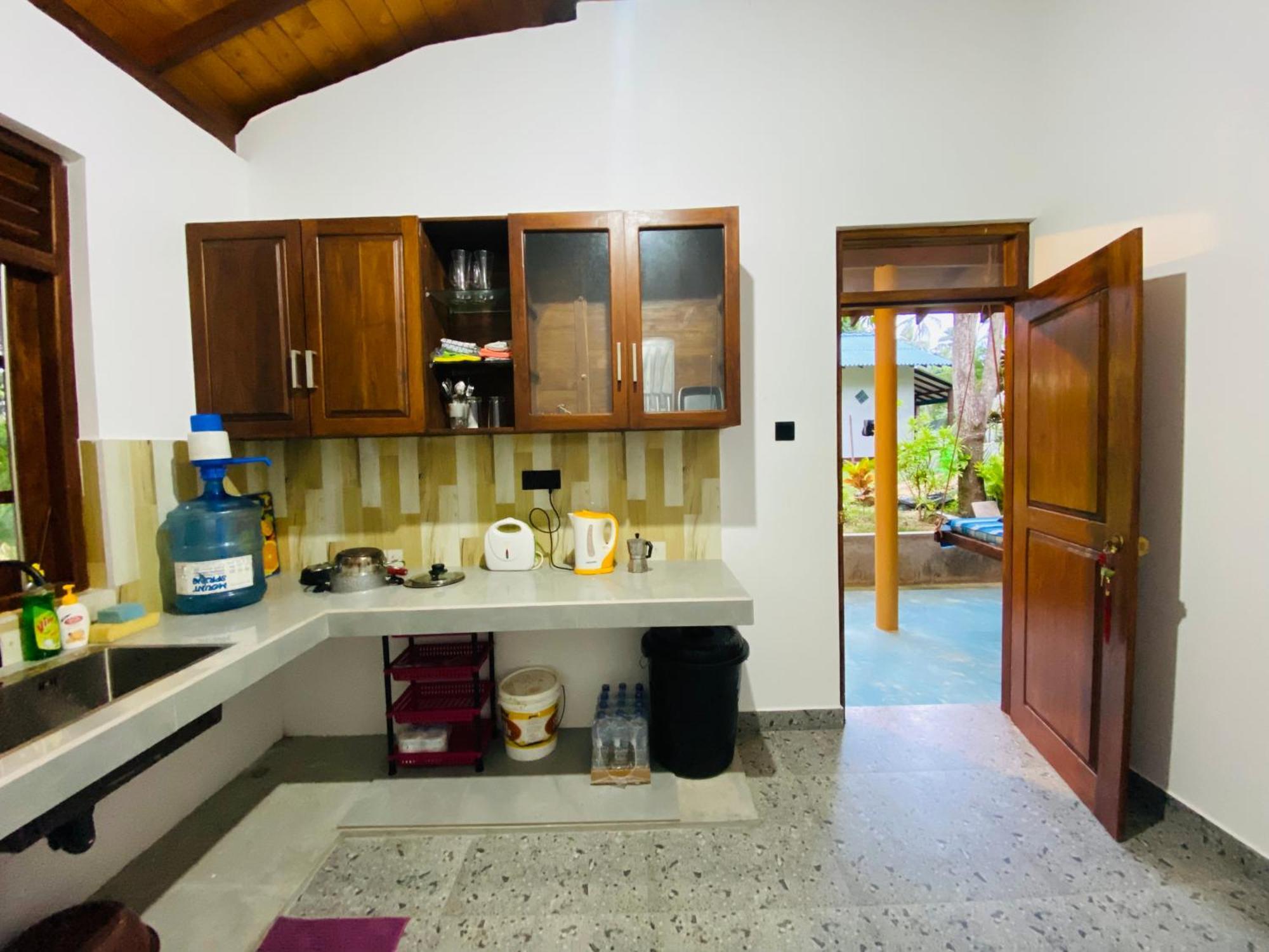 See Turtle Villa Tangalle Luaran gambar