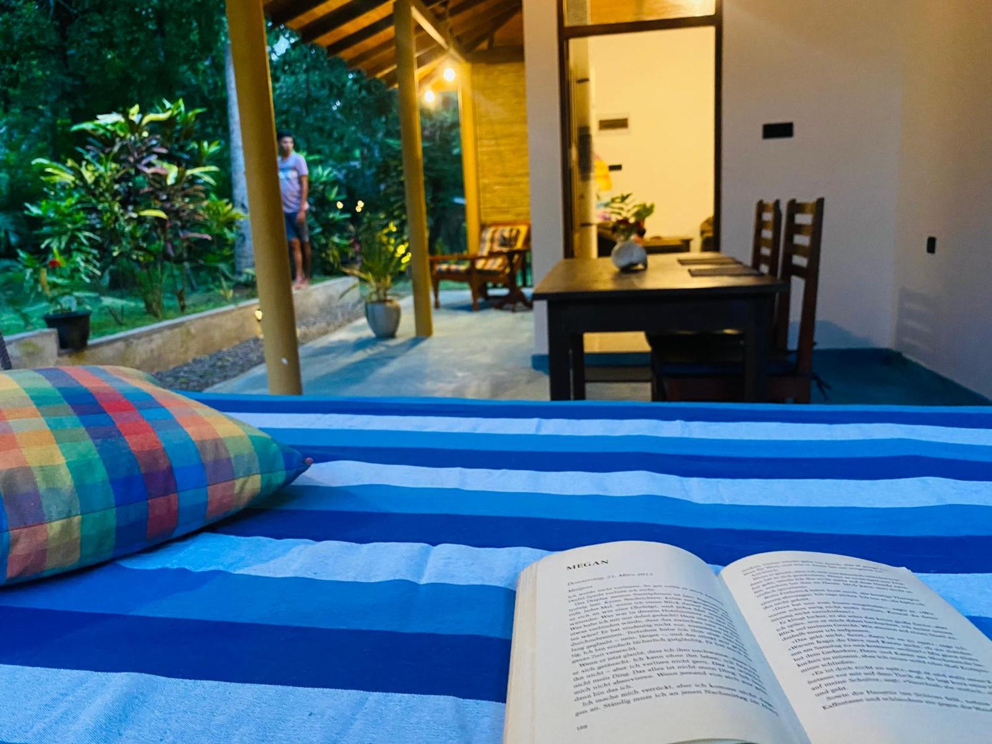 See Turtle Villa Tangalle Luaran gambar